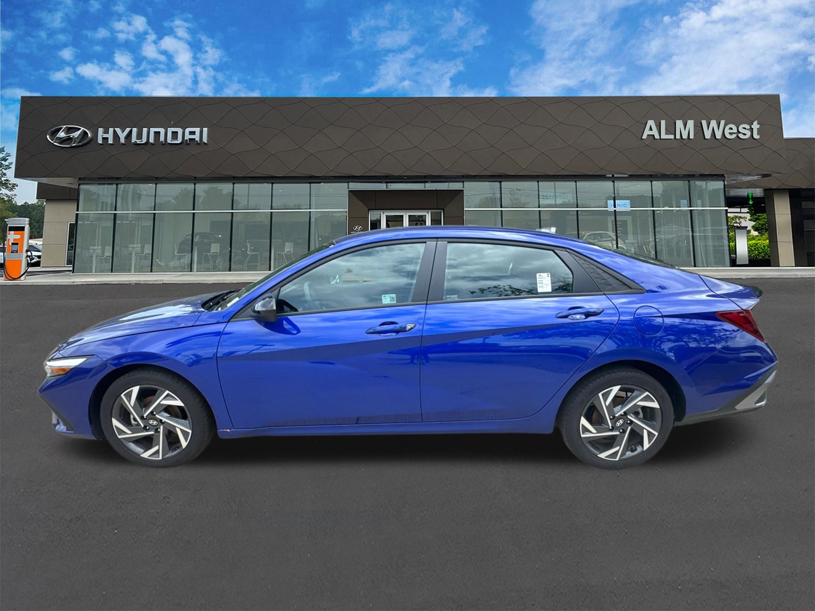 Certified Used 2025 Blue Hyundai SEL Sport image 8