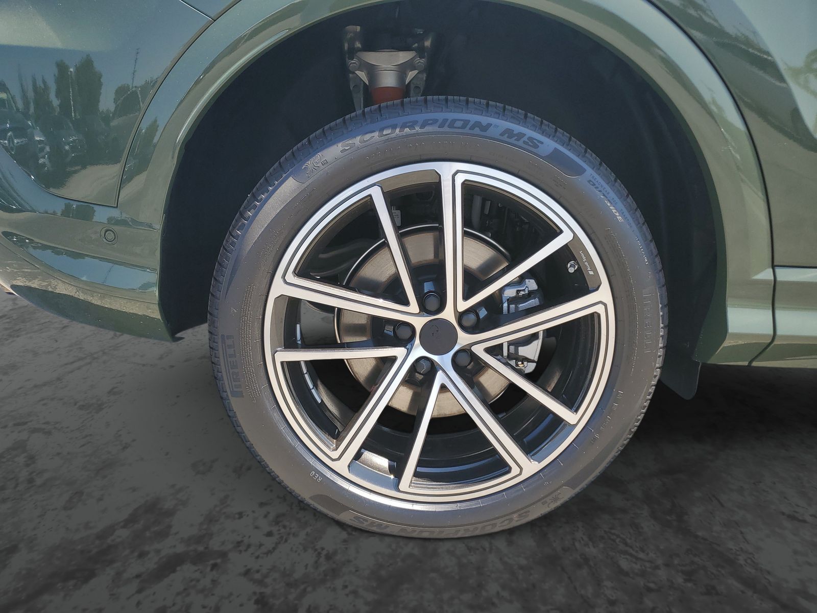 Vehicle photo