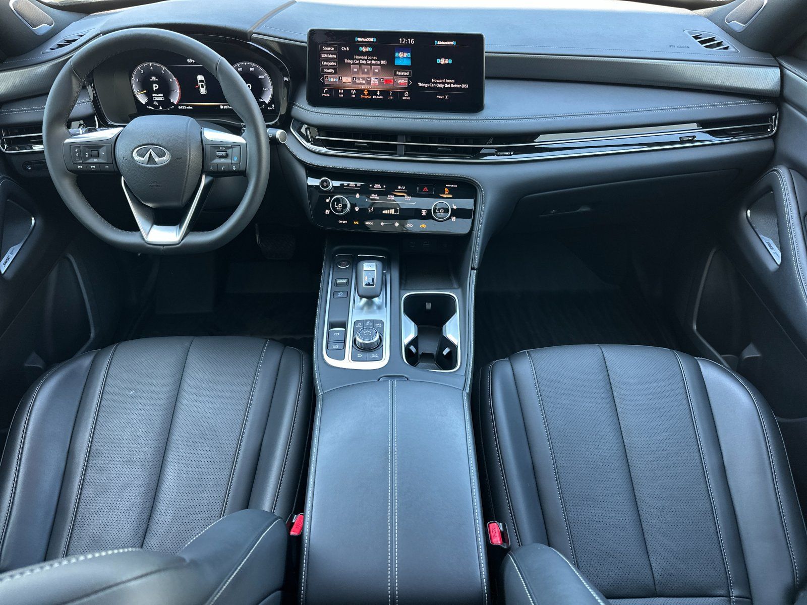 used 2025 INFINITI QX60 car, priced at $44,798