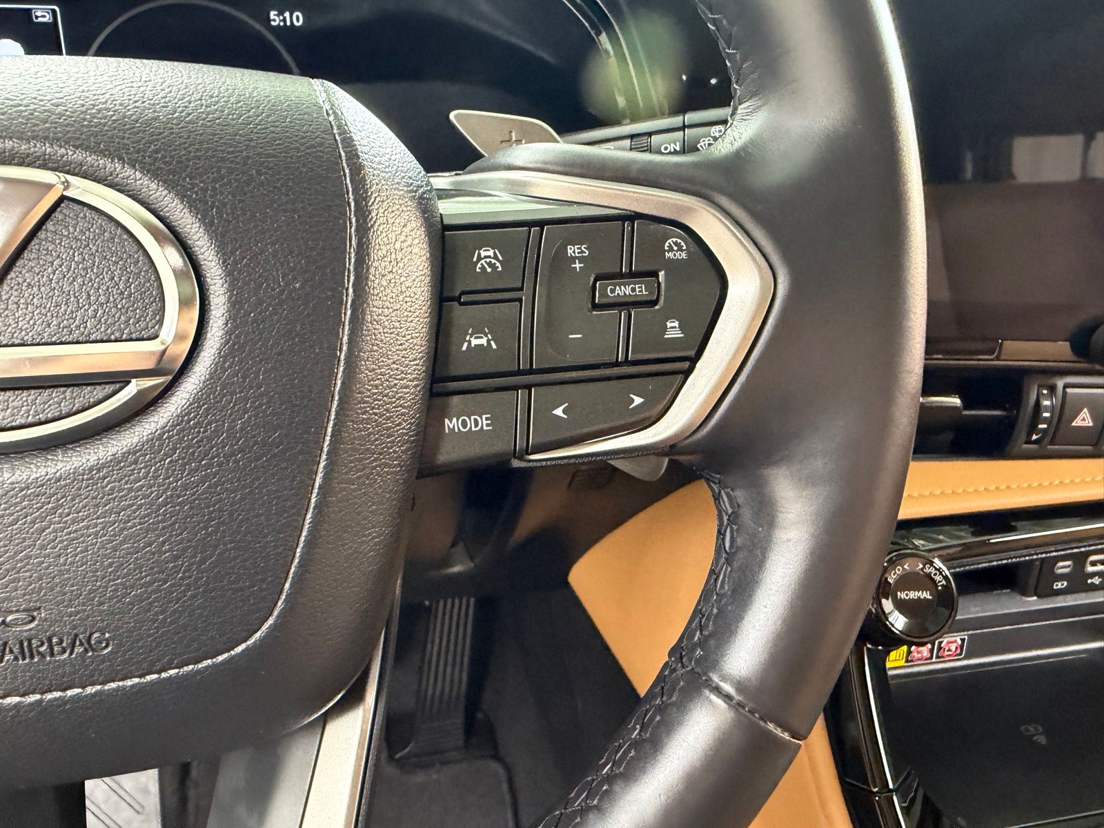 Used 2025 White Lexus 350h Premium image 19