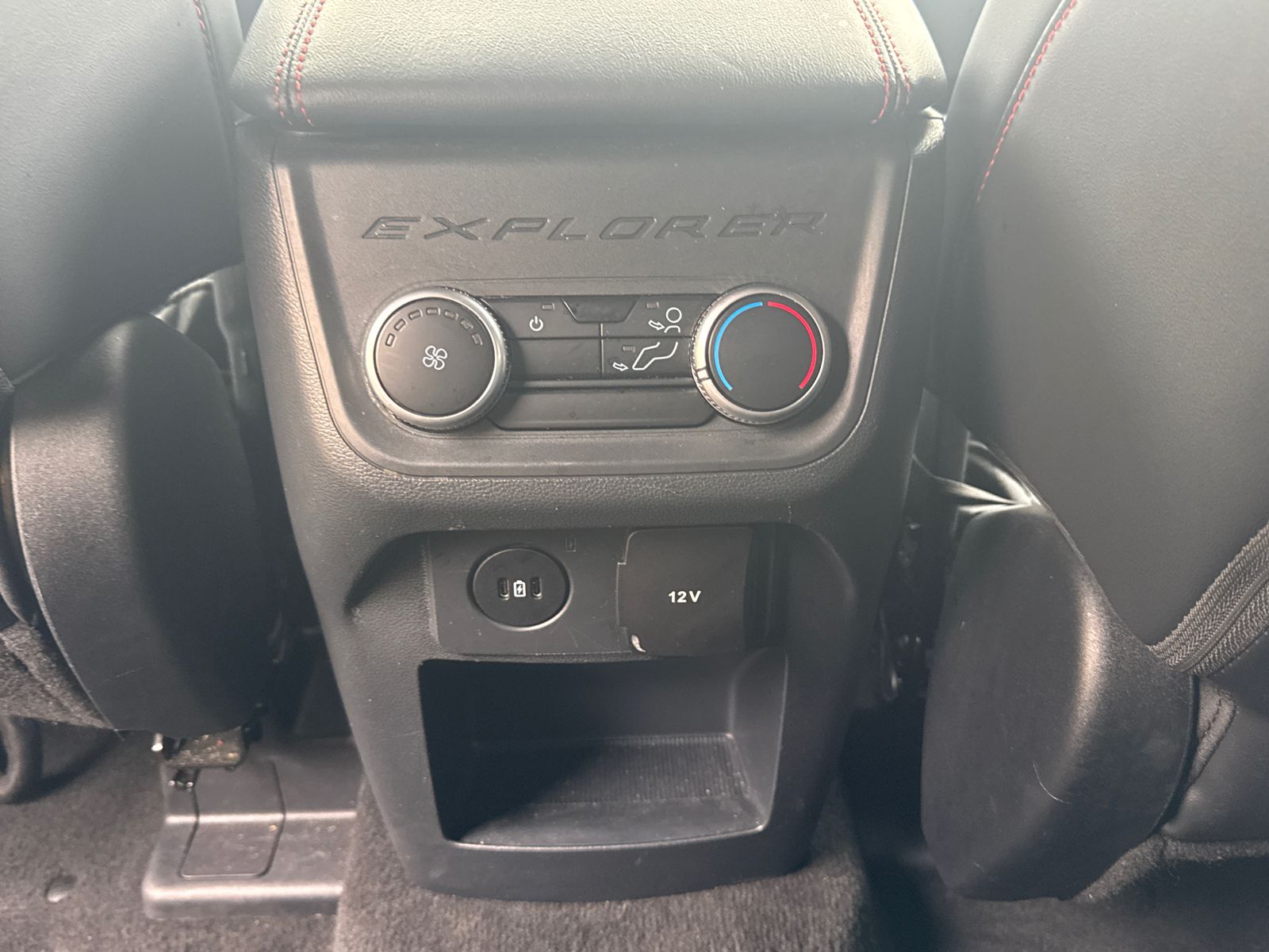 Used 2025 Gray Ford ST-Line image 25