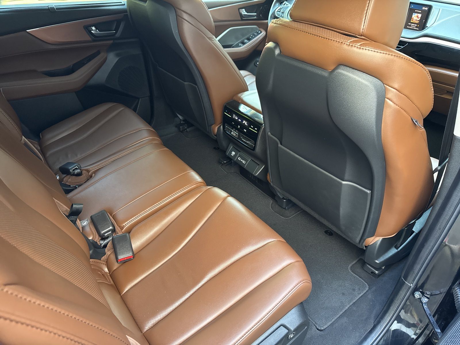 Used 2024 Majestic Black Pearl Acura Technology image 7