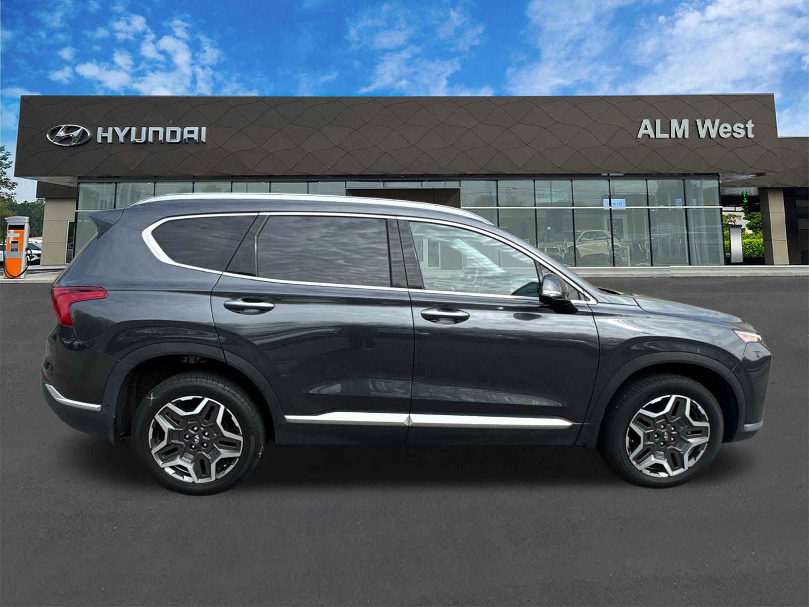 Used 2023 Gray Hyundai Limited image 4