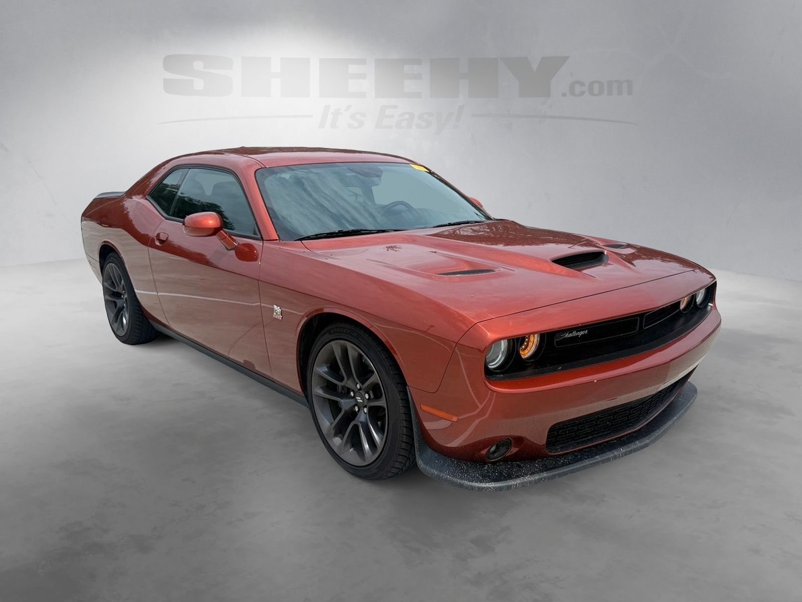 Used 2023  Dodge R/T Scat Pack image 2