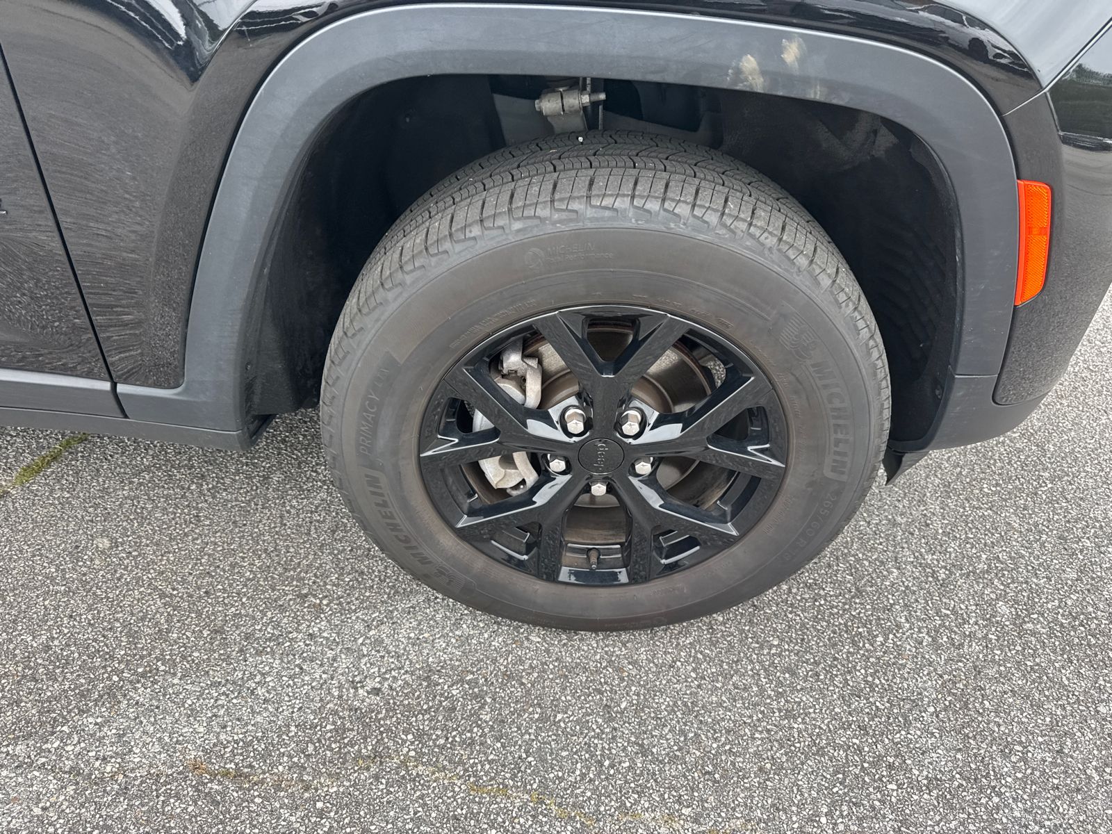 Used 2025 Black Jeep Altitude image 12