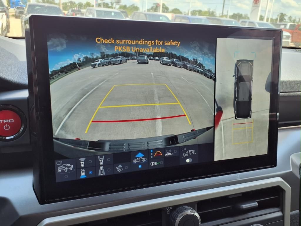 2025 Toyota Tacoma Hybrid TRD Off Road - 3