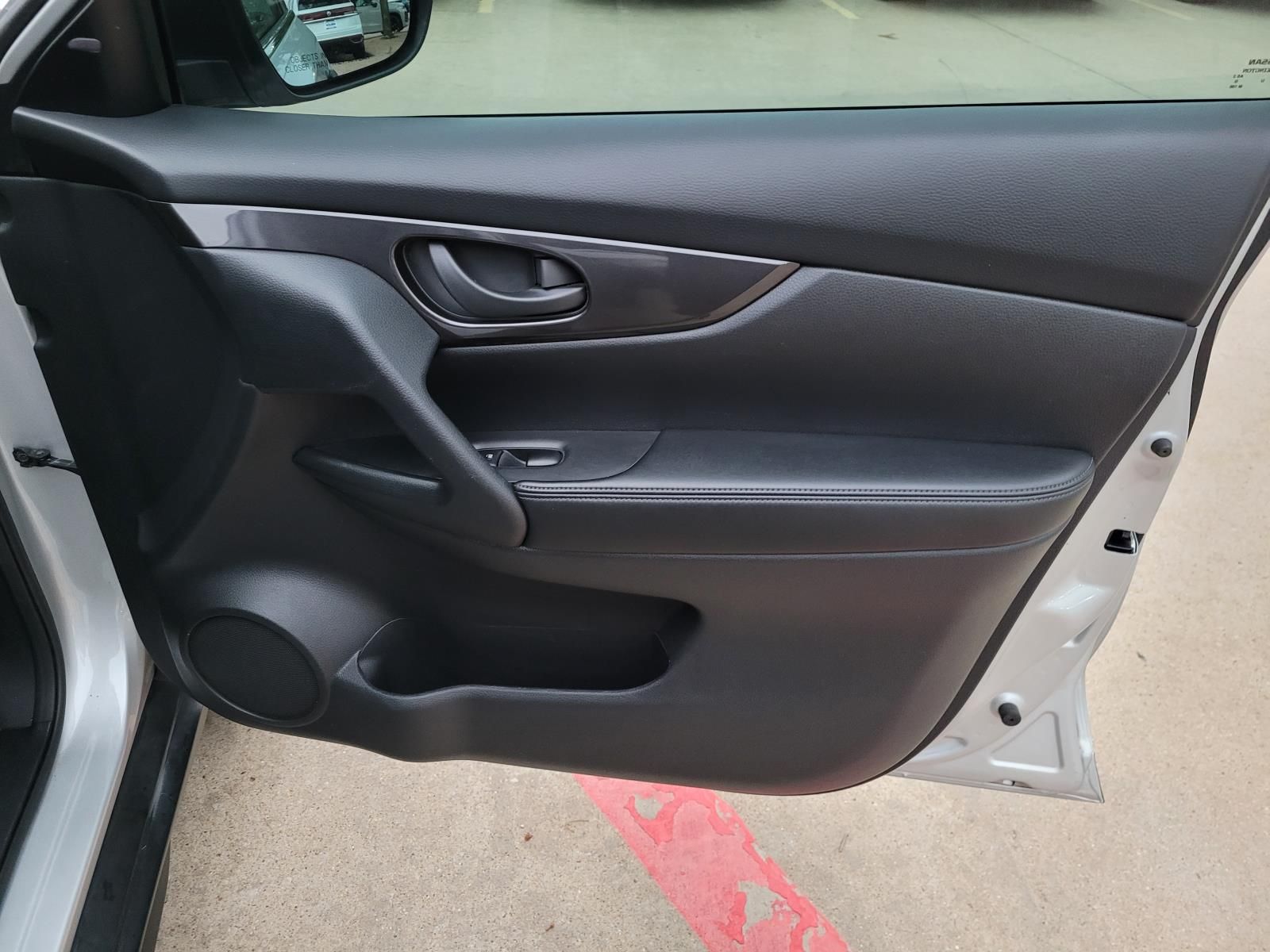 used 2020 Nissan Rogue car, priced at $10,900