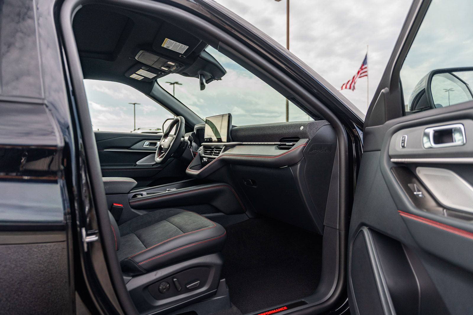 Used 2026 Ford Explorer SUV