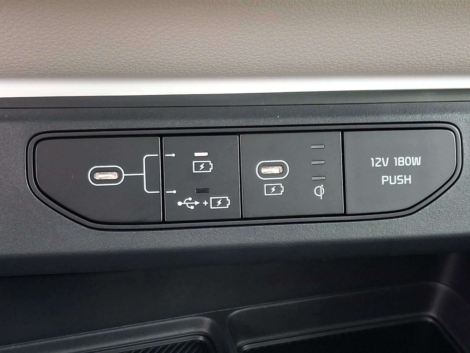 2026 Kia Carnival SX - Photo 21