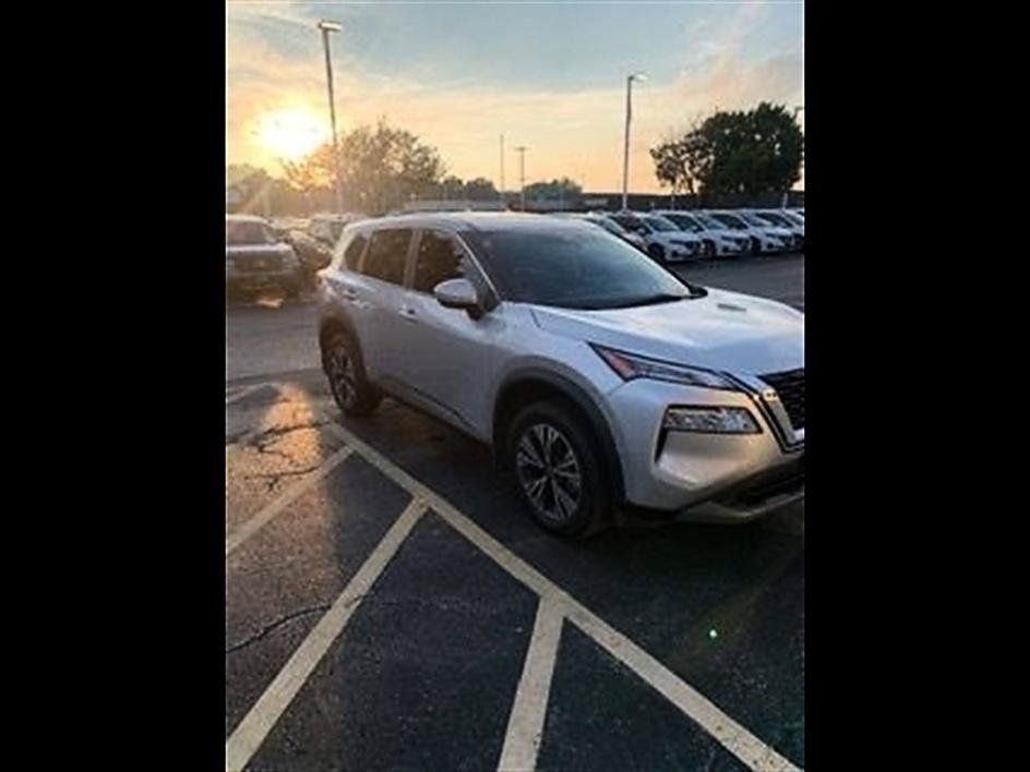 Brilliant Silver Metallic 2023 Nissan Rogue SUV / Crossover All-Wheel Drive Continuously Variable Transmission