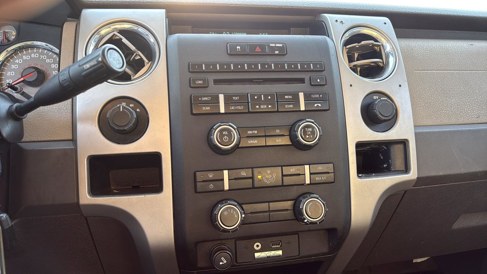 Used Car 2010 Ford F-150  Xlt For Sale Under $10,000 In Austin, Texas