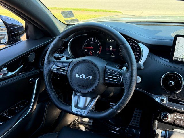 Used 2023 Ceramic White Kia GT-Line image 4