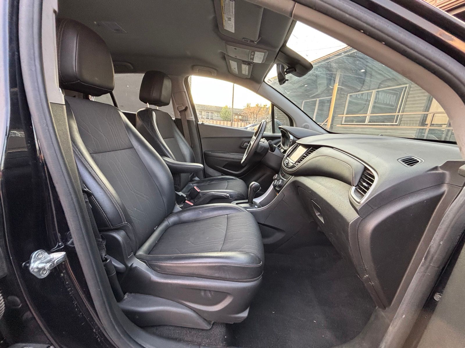 Used 2021 Chevrolet Trax SUV