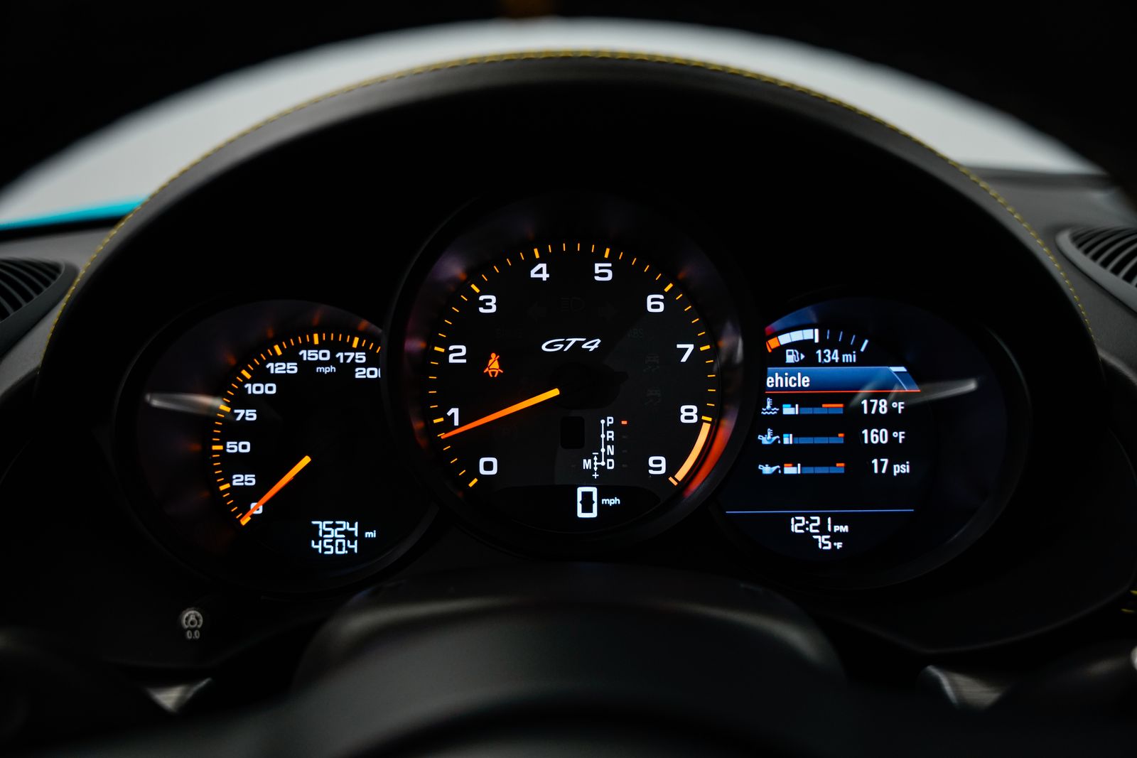 2021 Porsche 718 Cayman GT4 — photo 9