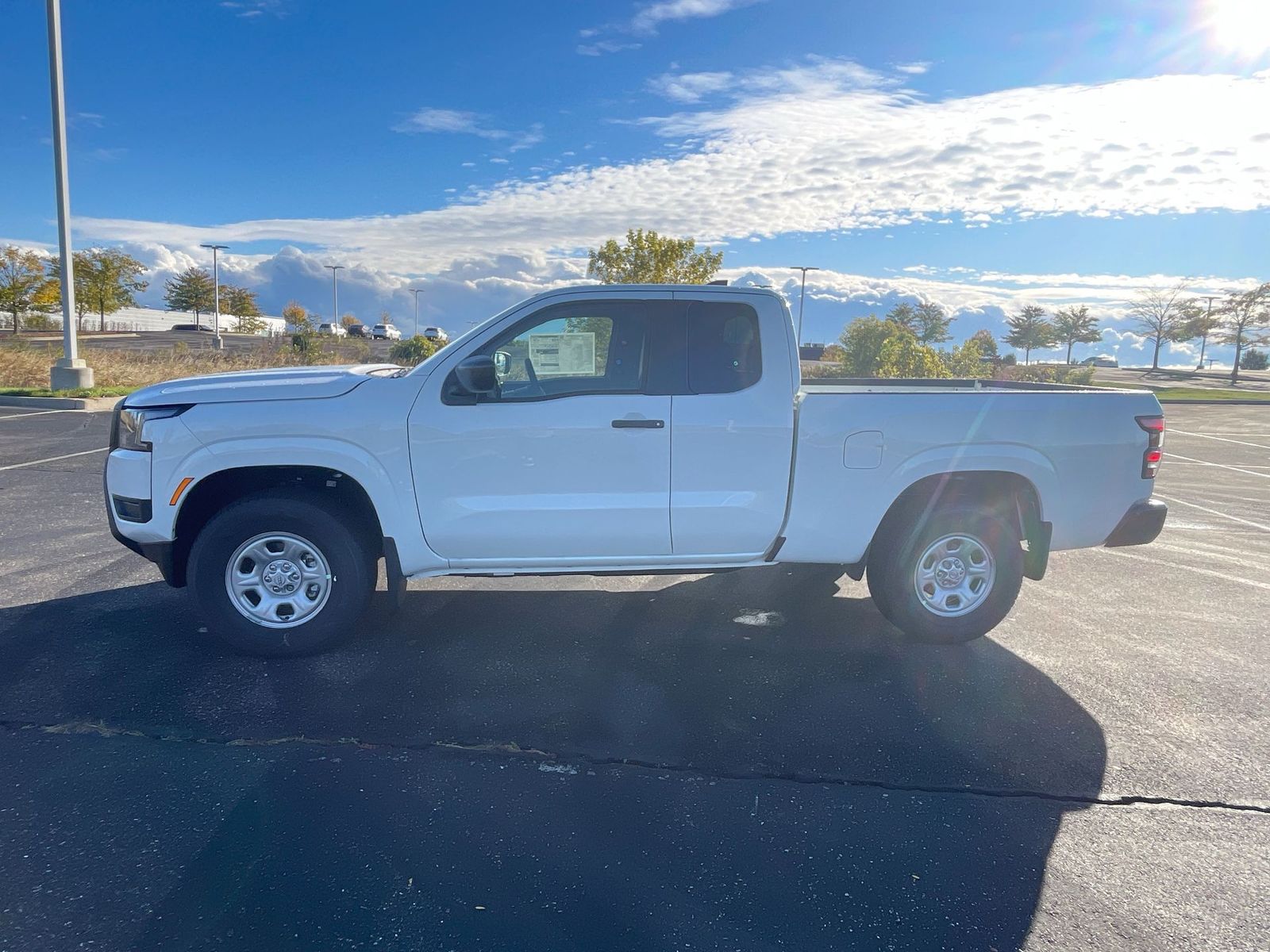 2025 Nissan Frontier S 29