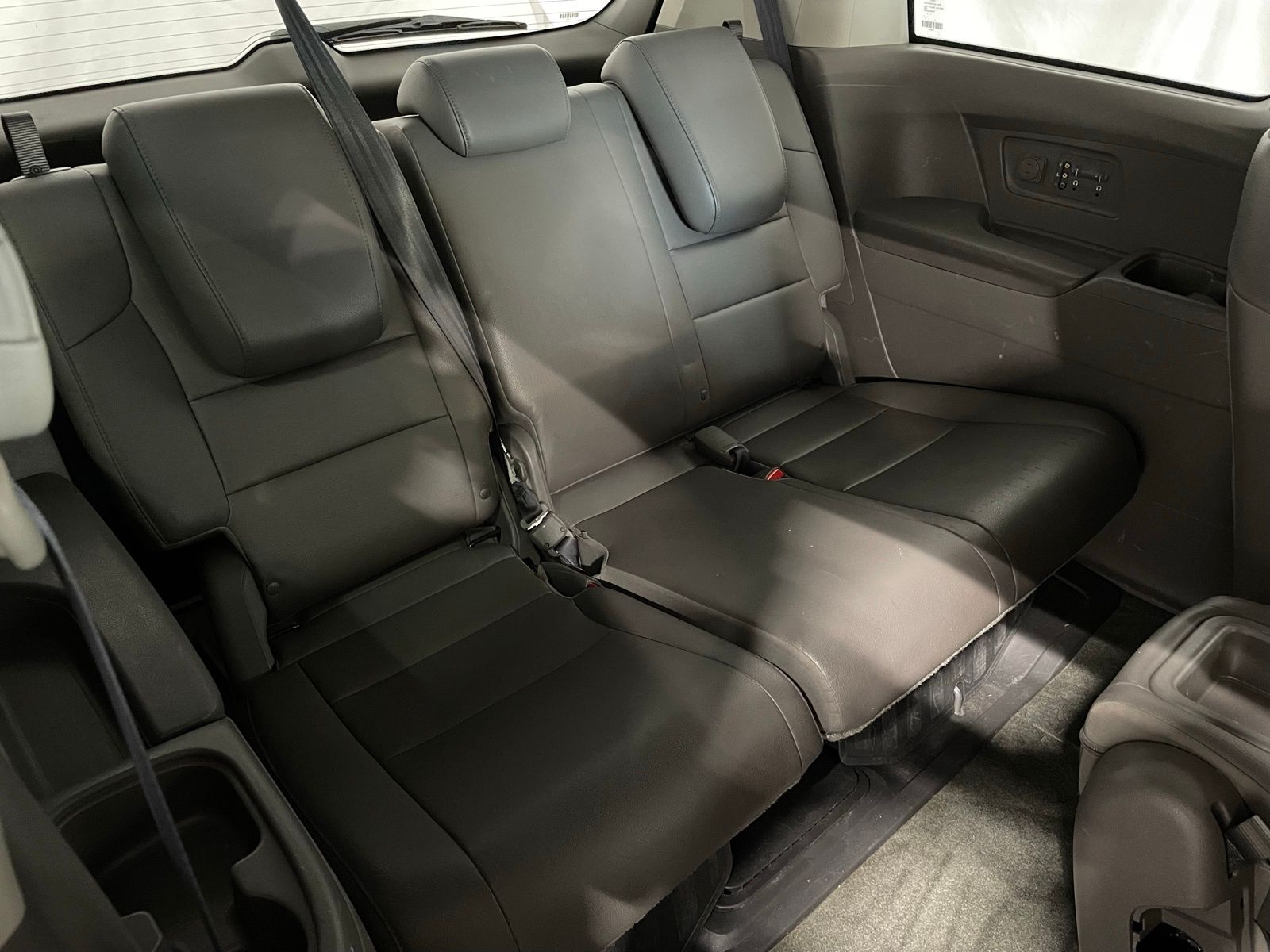 Used Car 2017 Honda Odyssey  Sports Van Ex-l Front Wheel Drive For Sale Under $12,000 In Austin, Texas