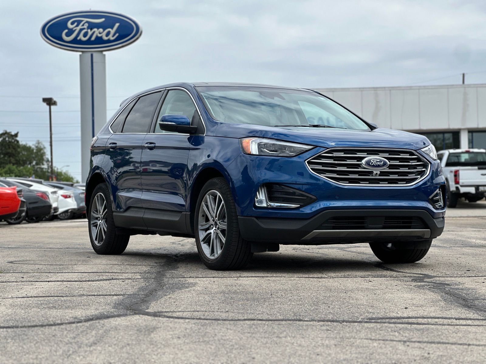 2024 Ford Edge Titanium AWD's photo