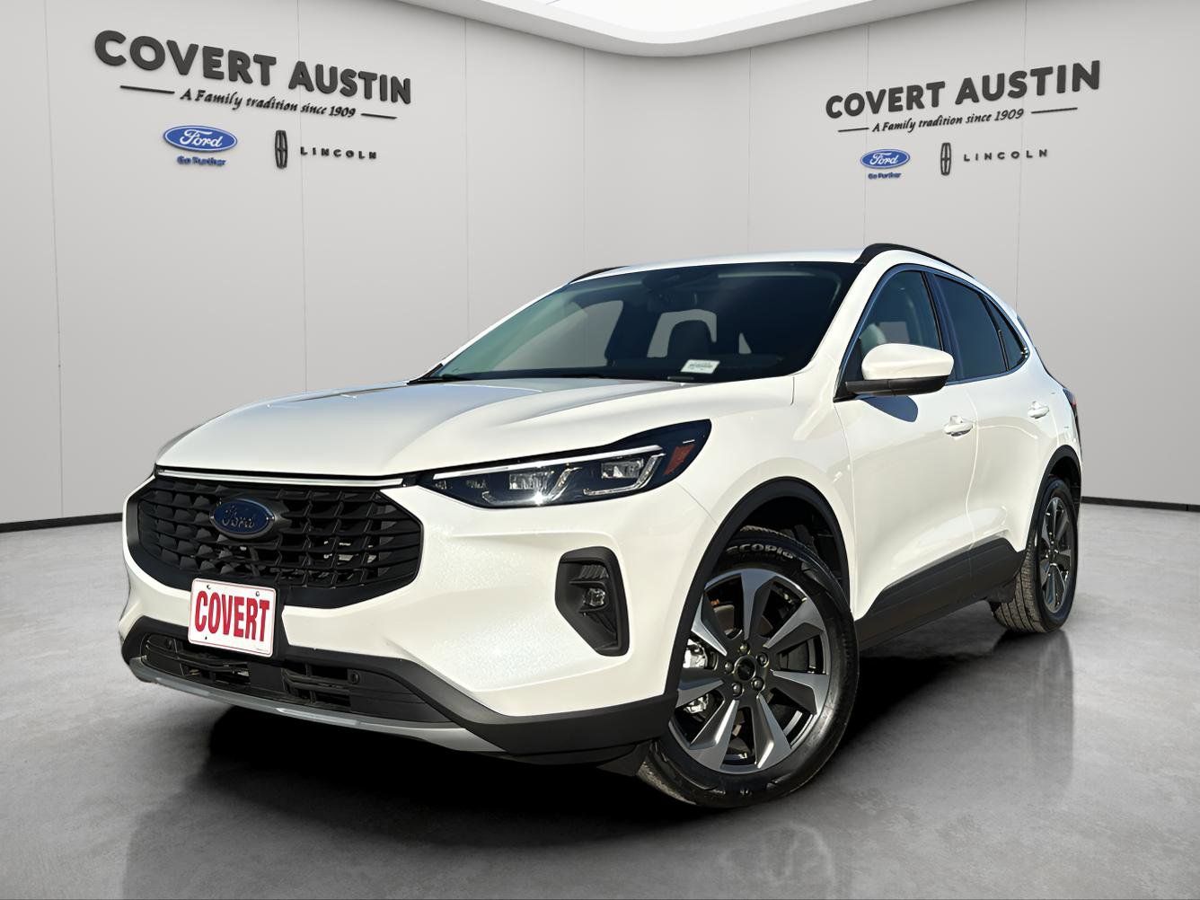 Used Car 2025 Ford Escape Hybrid  Platinum For Sale Under $40,000 In Austin, Texas