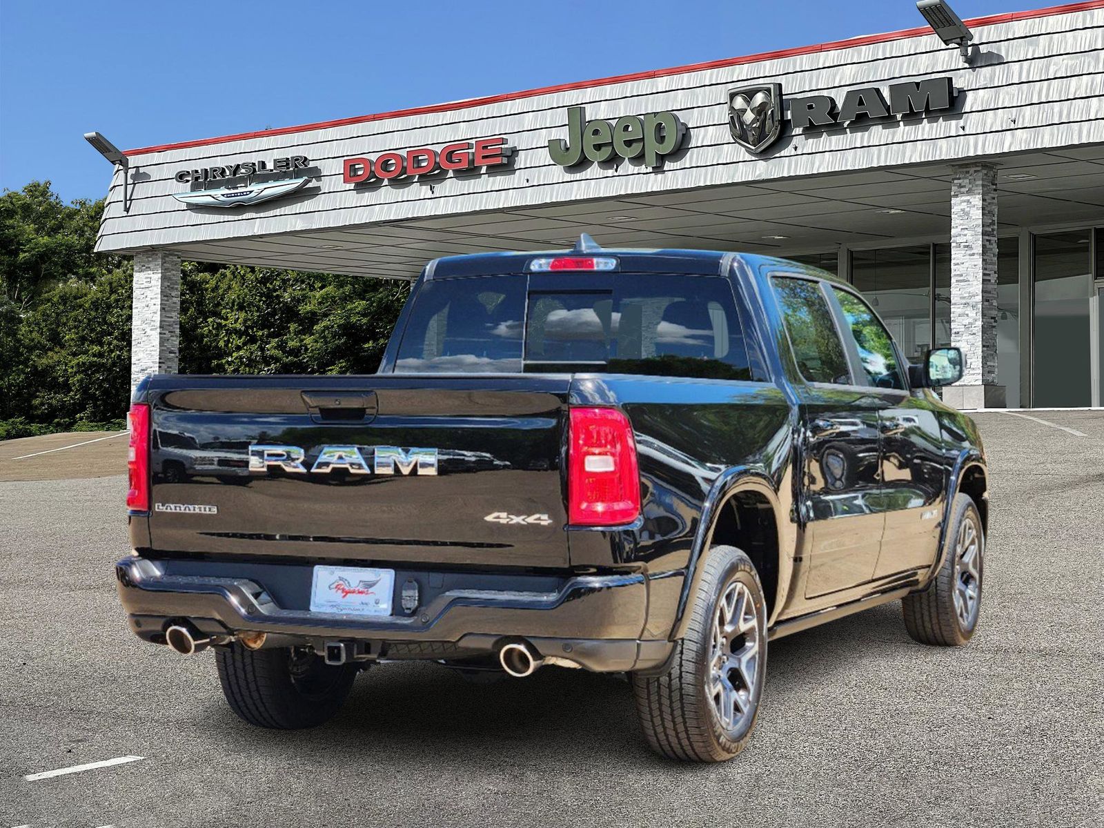 2025 Ram 1500 Laramie 5