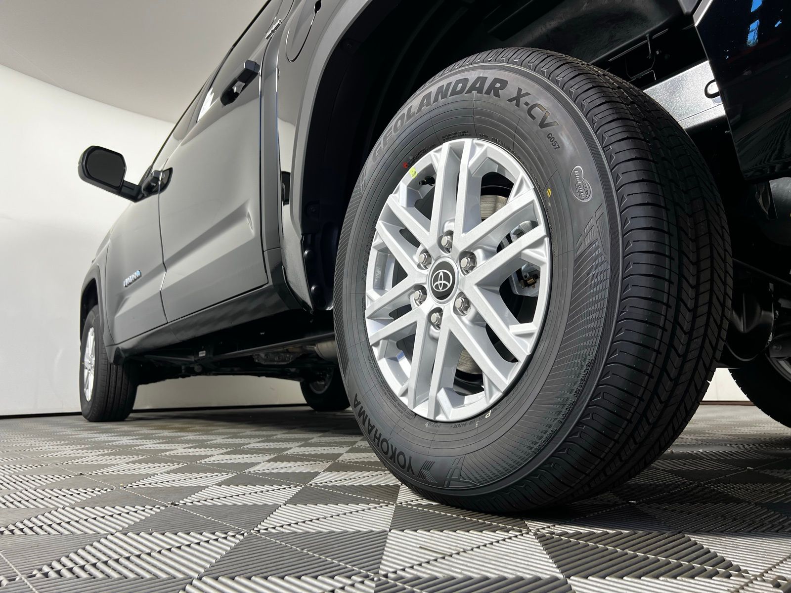Thumbnail: 2025 Toyota Tundra - 22