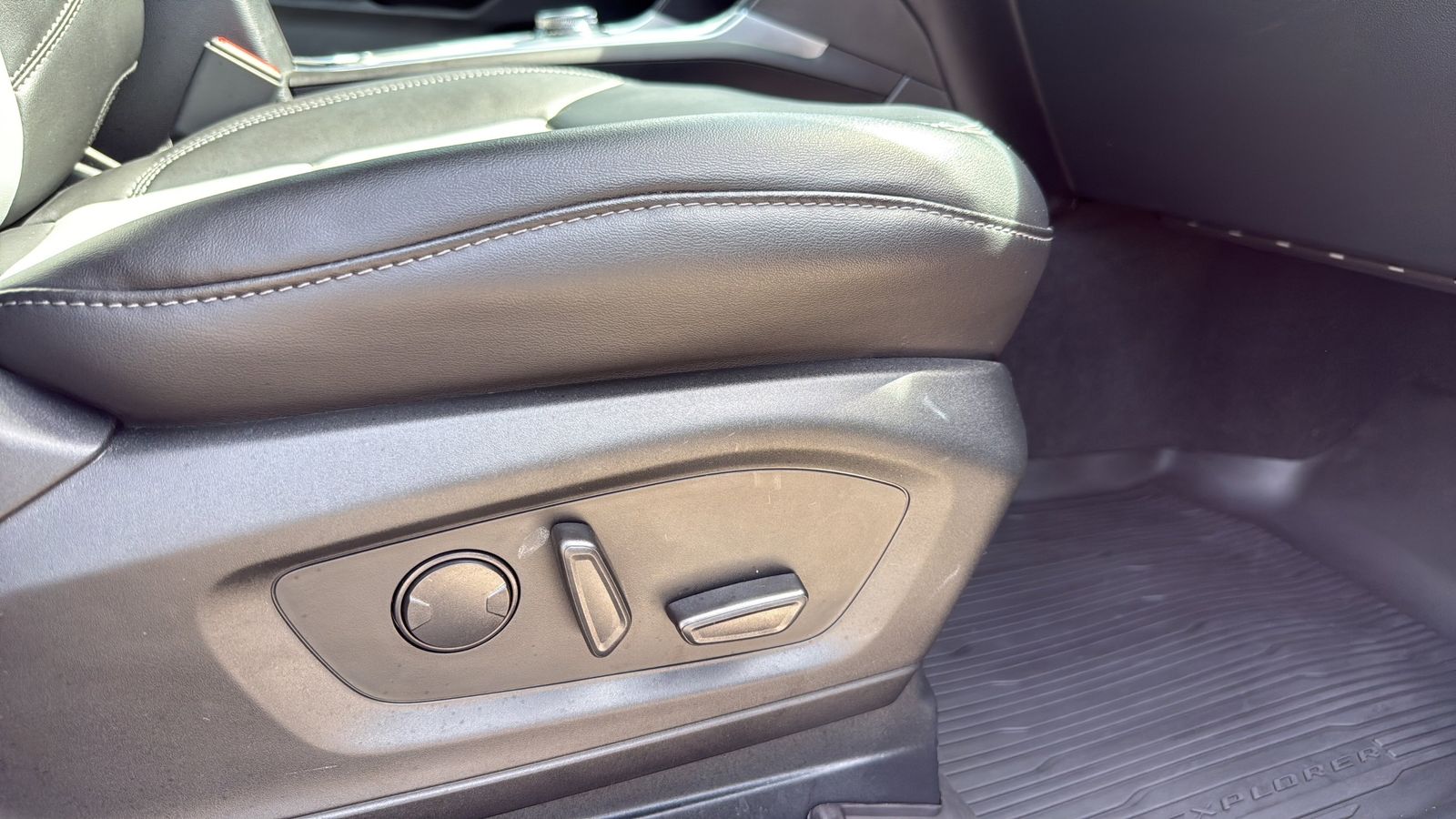 Used Car 2023 Ford Explorer  Xlt For Sale Under $35,000 In Austin, Texas