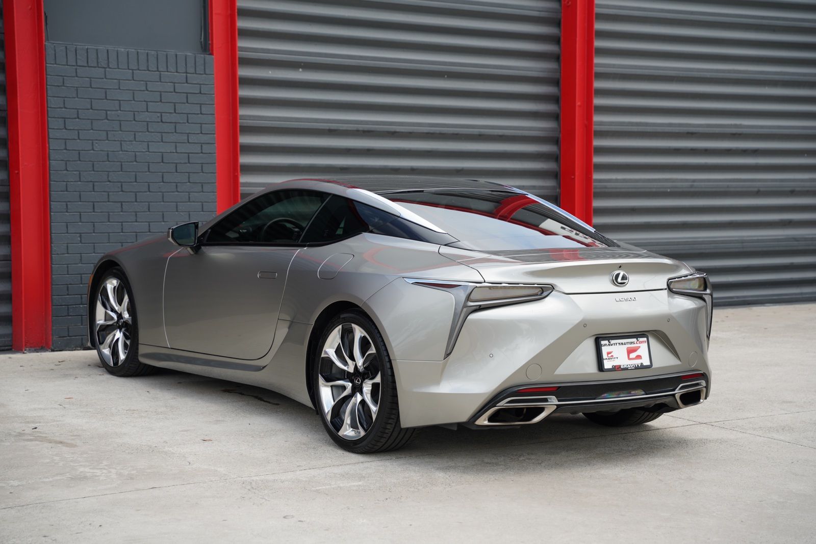 View vehicle photo 7