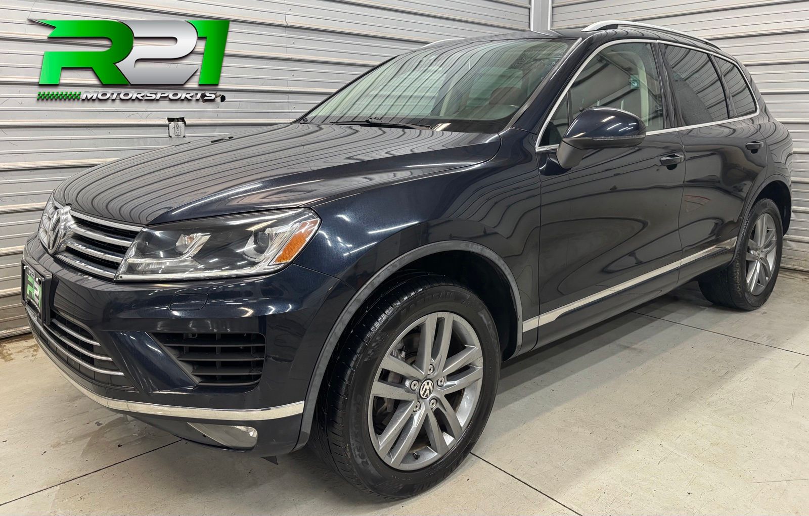 2015 Volkswagen Touareg V6 Lux - Main Image