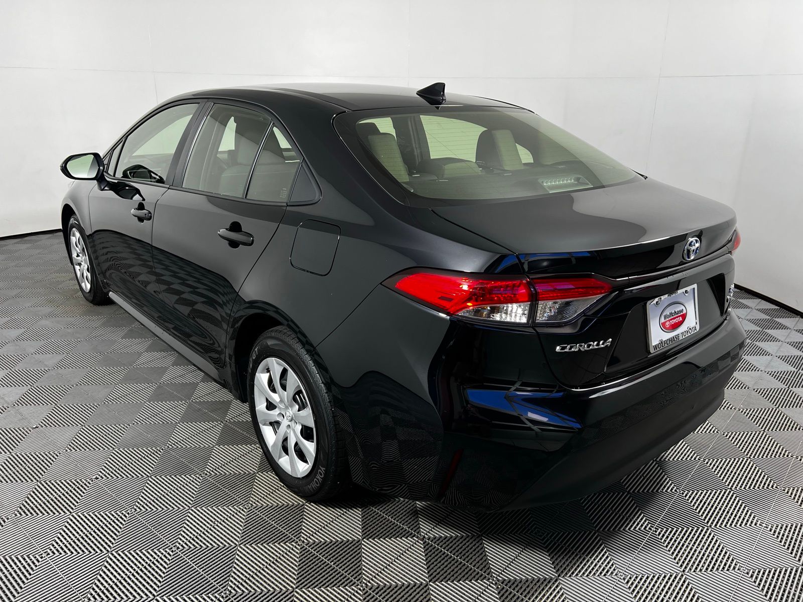 Thumbnail: 2025 Toyota Corolla - 7