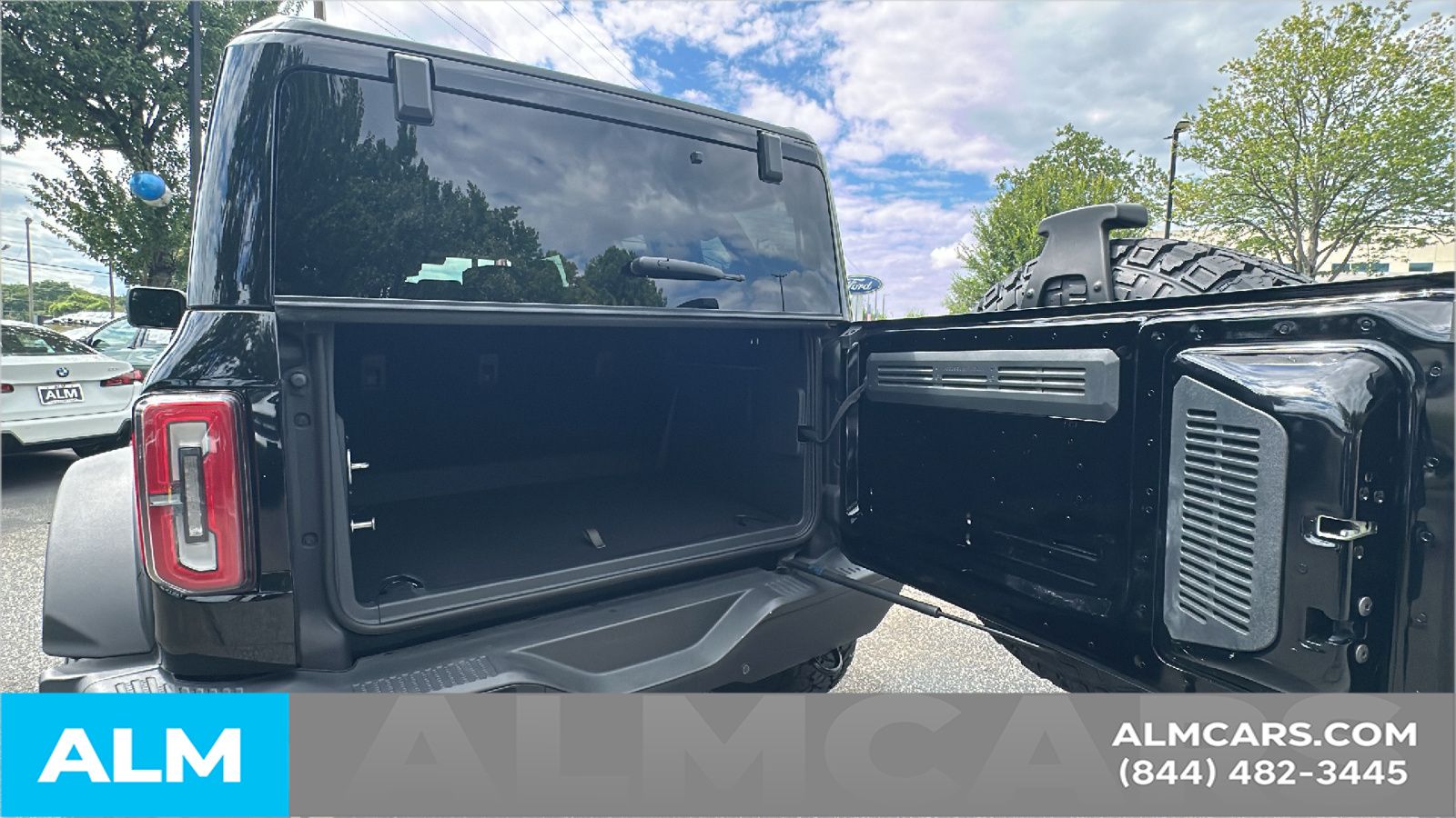 Used 2025 Shadow Black Ford Badlands image 22