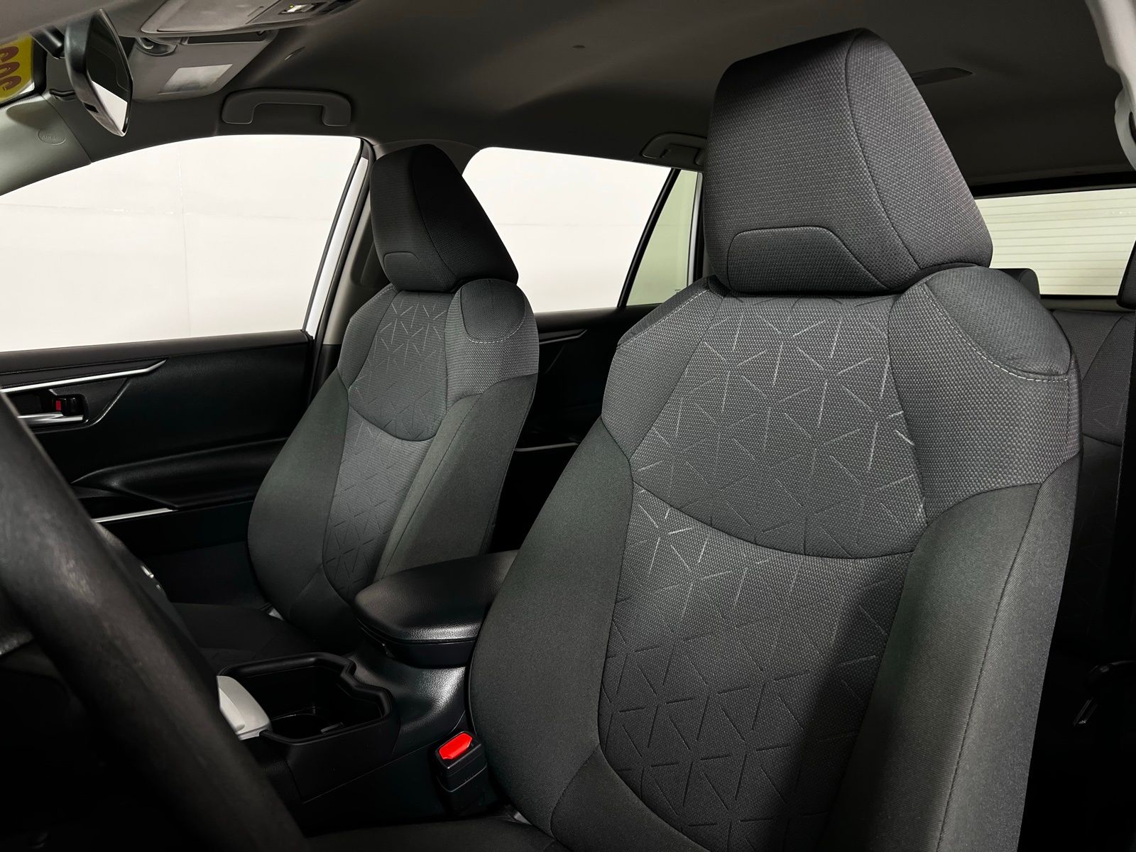 Thumbnail: 2025 Toyota RAV4 - 13