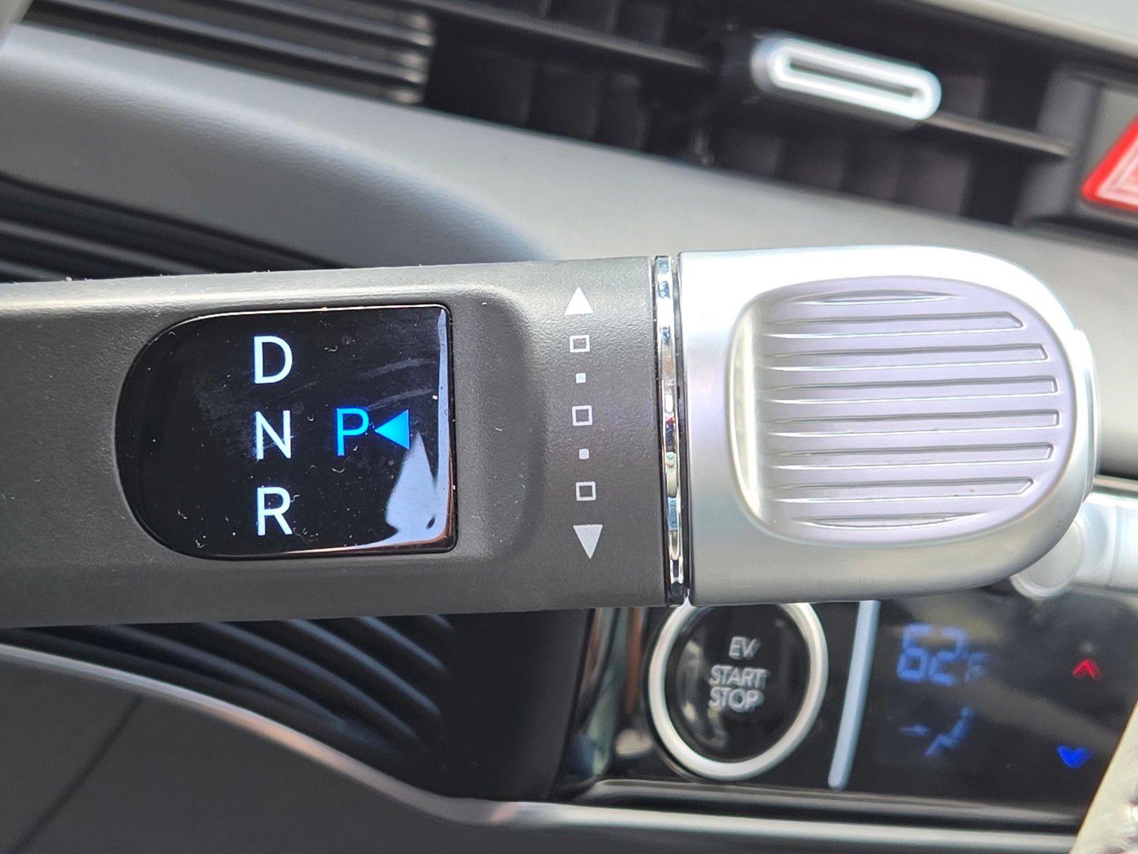 2024 Hyundai IONIQ 5 SEL - Photo 17