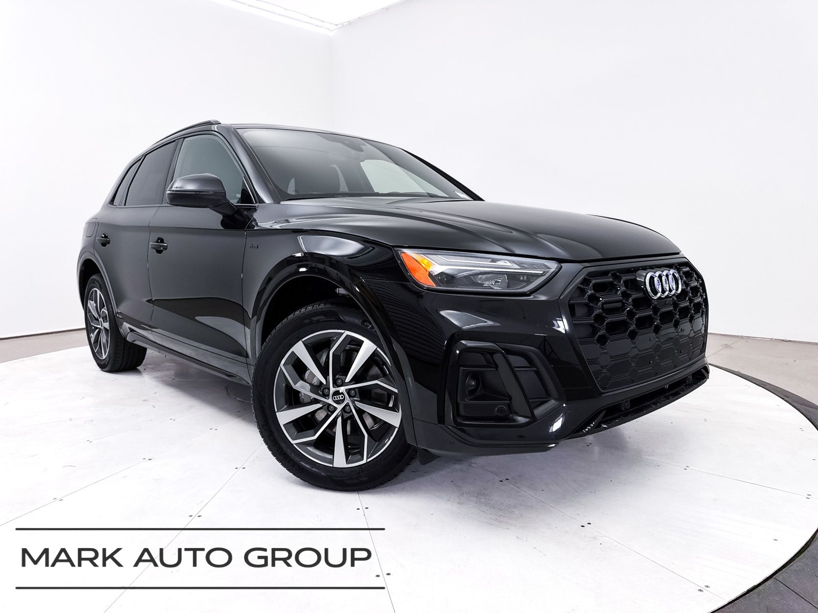 2023 Audi Q5 45 S line Premium