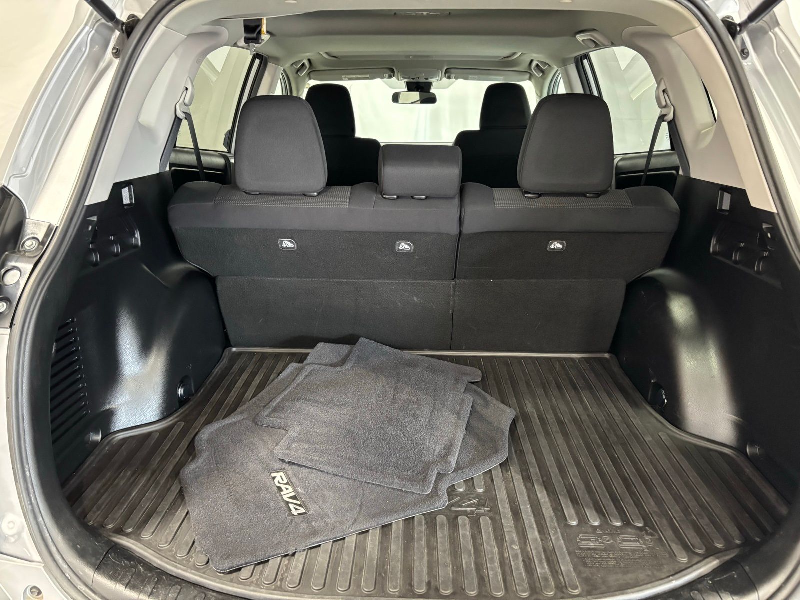 Used Car 2018 Toyota Rav4  For Sale Under $20,000 In Austin, Texas