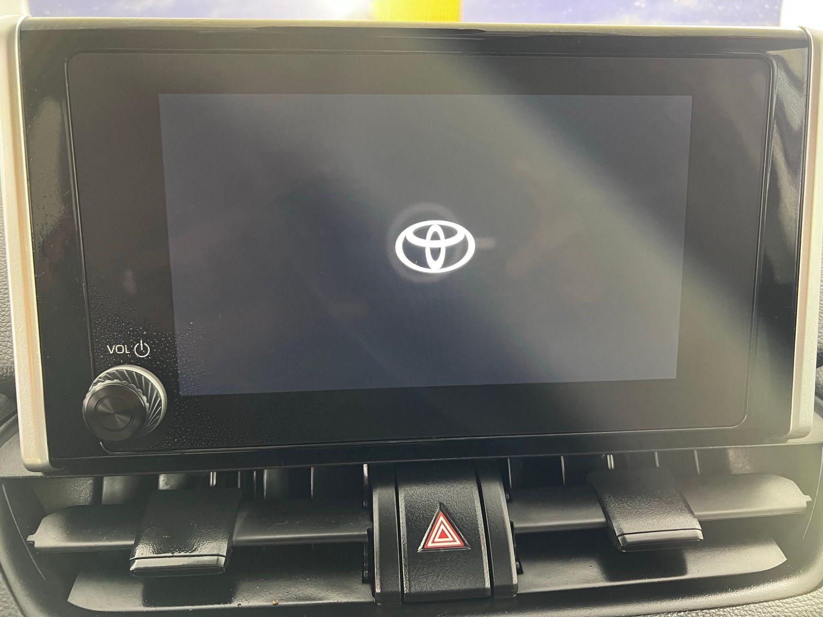 Thumbnail: 2024 Toyota RAV4 - 17