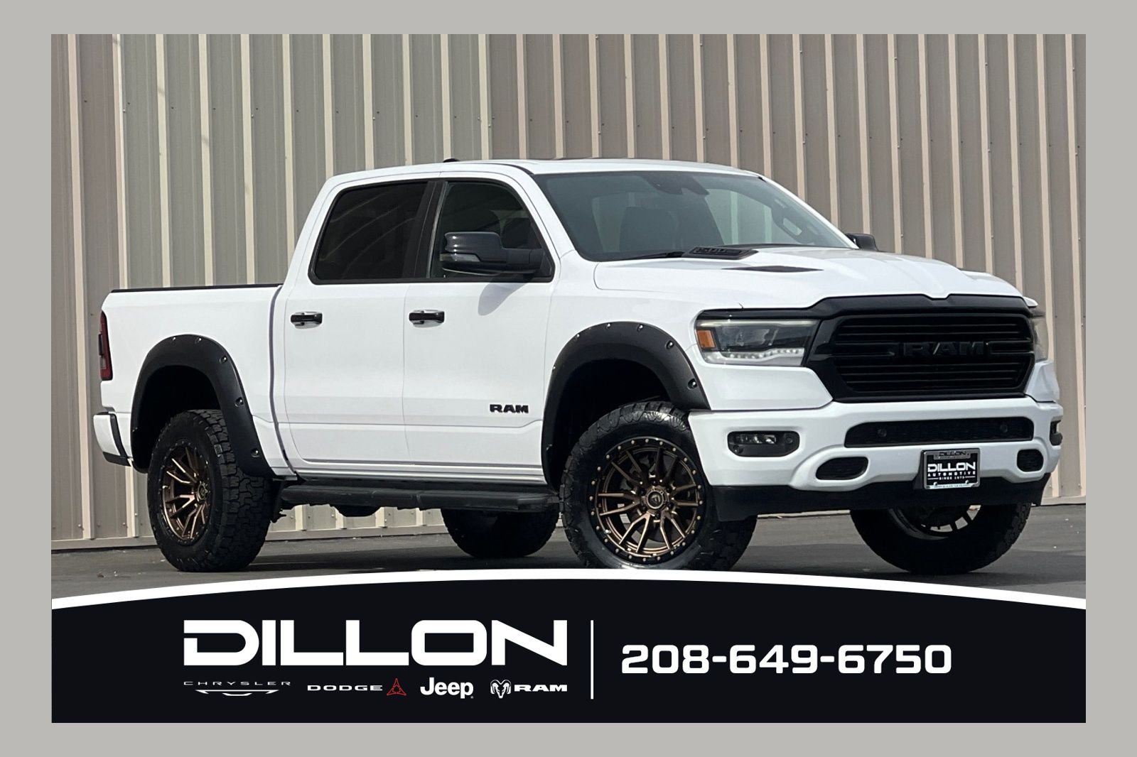 2023 RAM 1500 Laramie Crew Cab 4WD