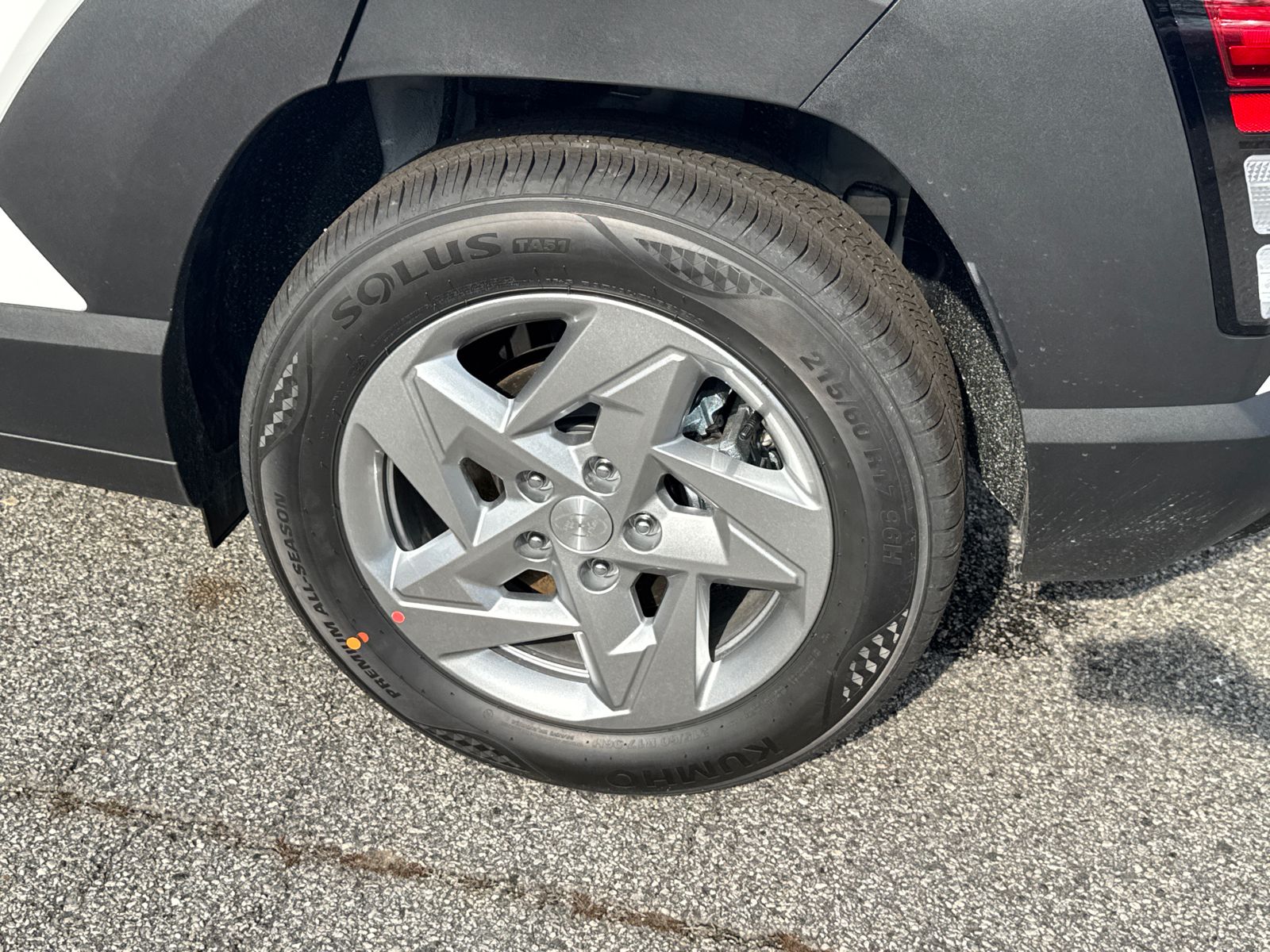 Certified Used 2026 White Hyundai SE image 19