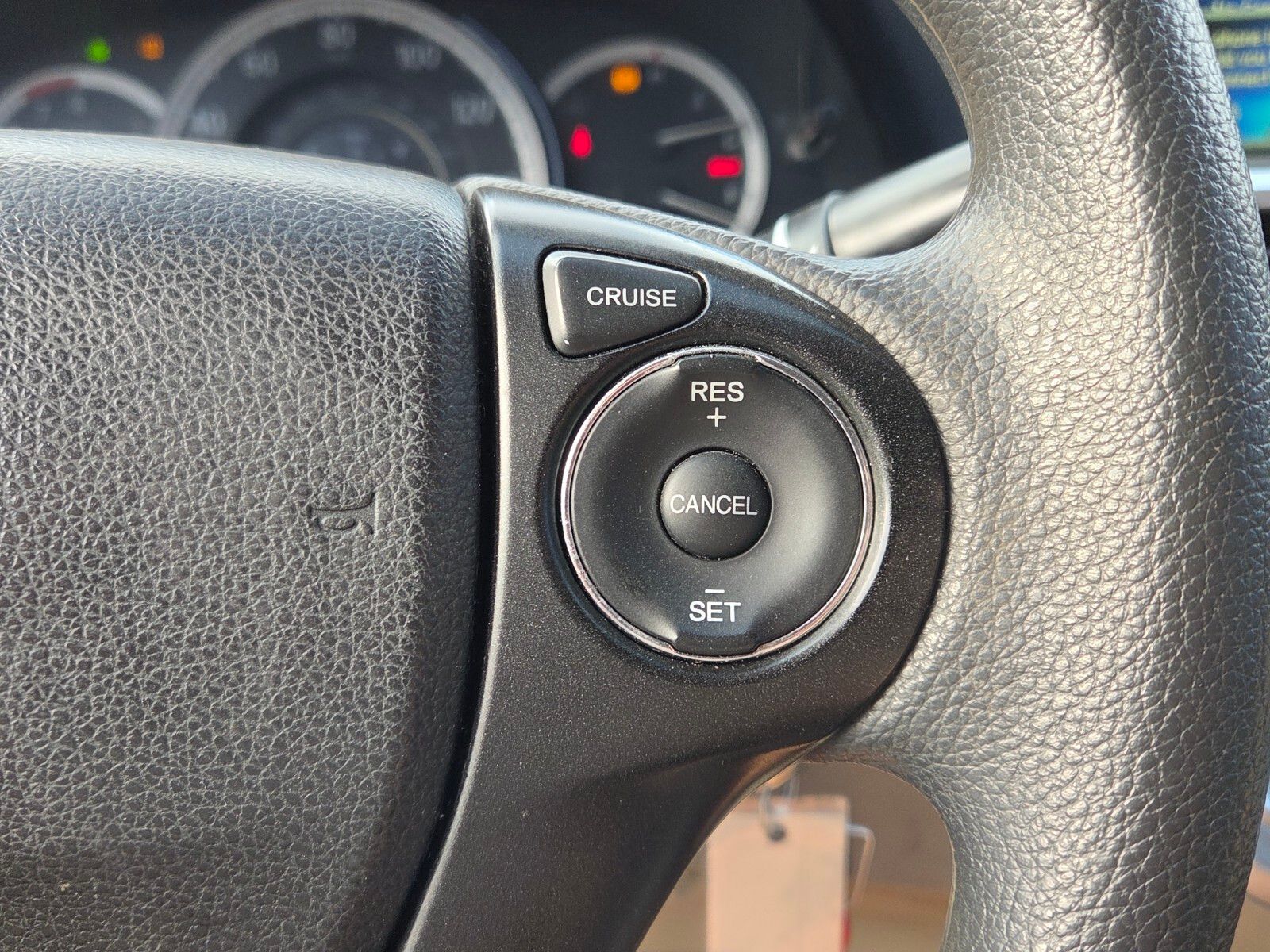 Used 2014  Honda LX image 26