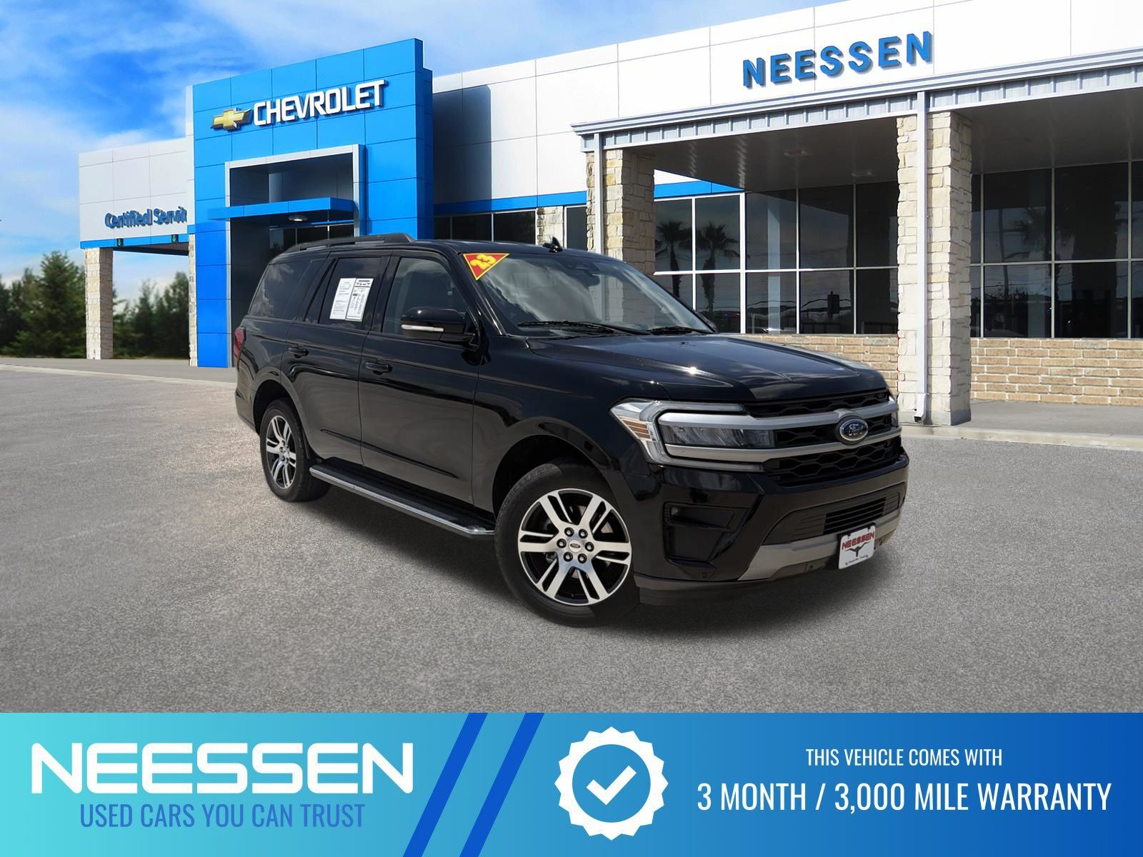  2023 Ford Expedition XLT RWD   