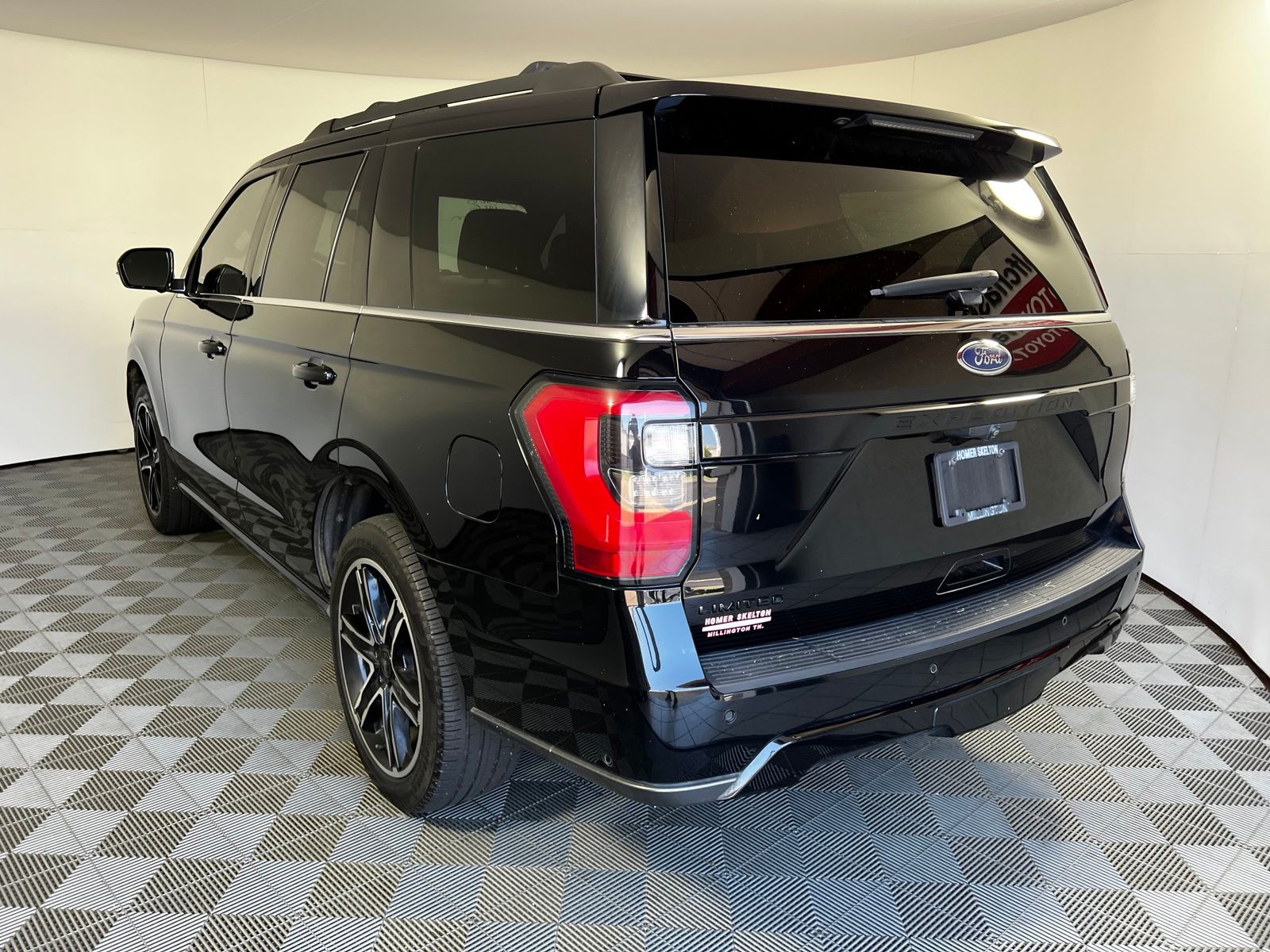 Thumbnail: 2021 Ford Expedition - 7