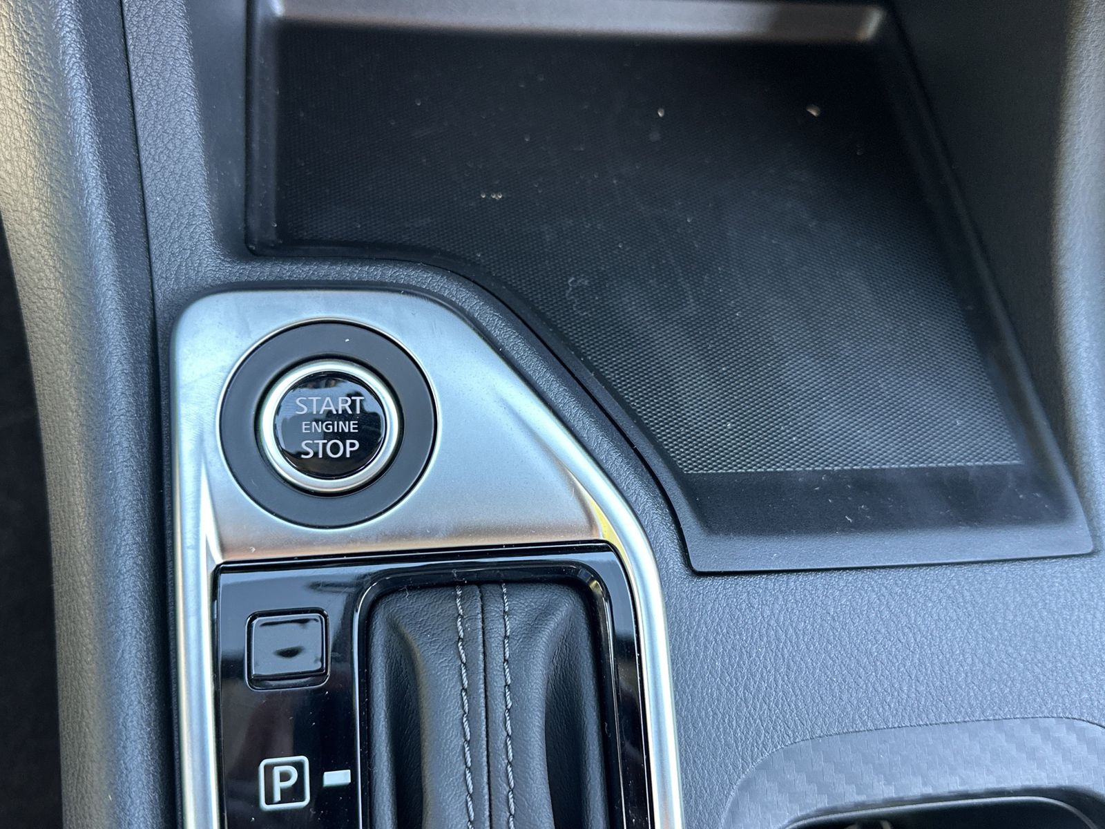 2025 Nissan Sentra SV photo 7