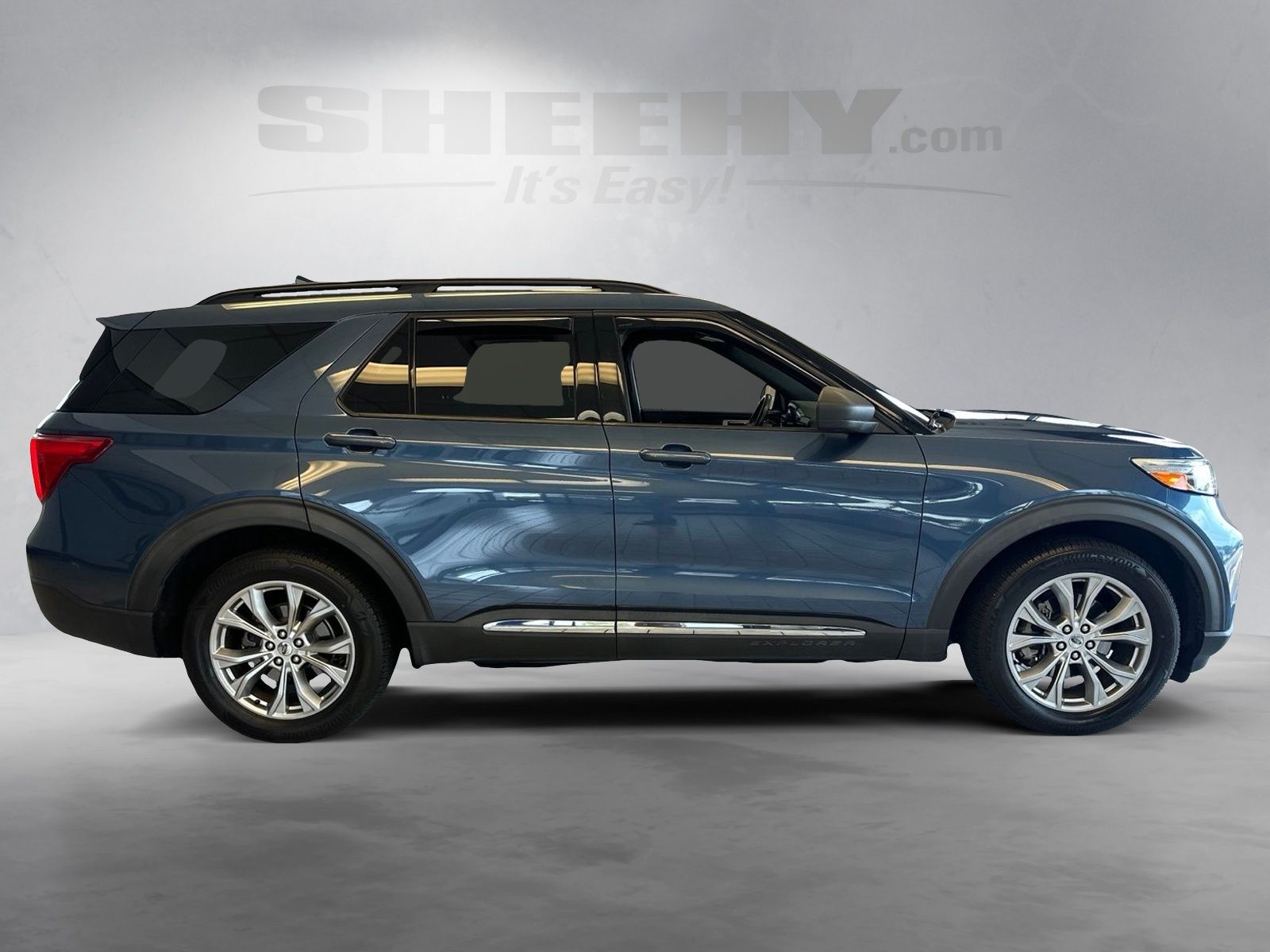 Certified Used 2020 Blue Metallic Ford XLT image 10