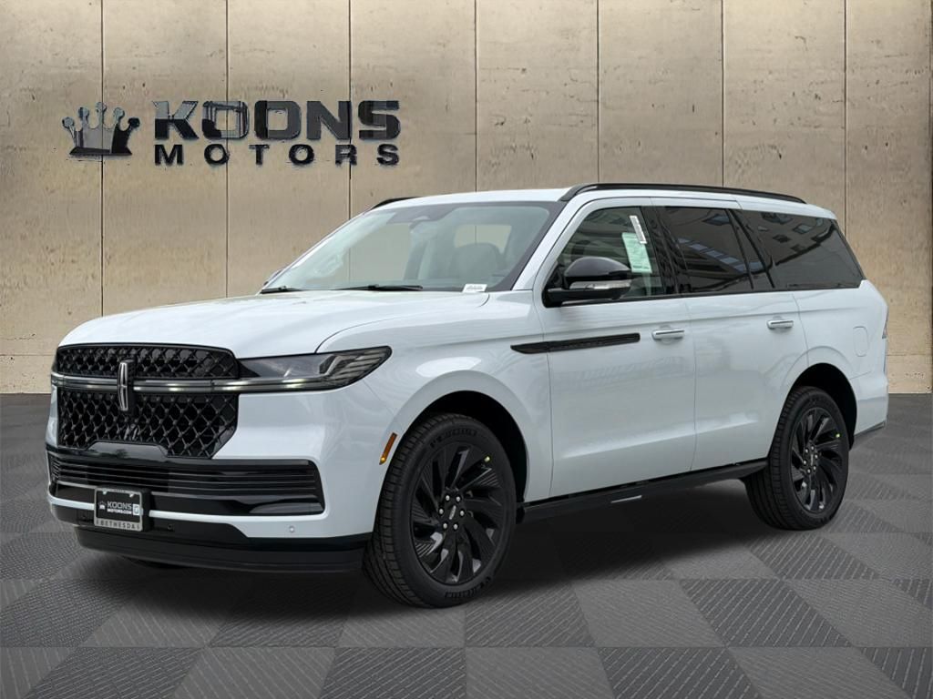 White 2026 Lincoln Navigator Reserve 4WD SUV / Crossover Four-Wheel Drive Automatic