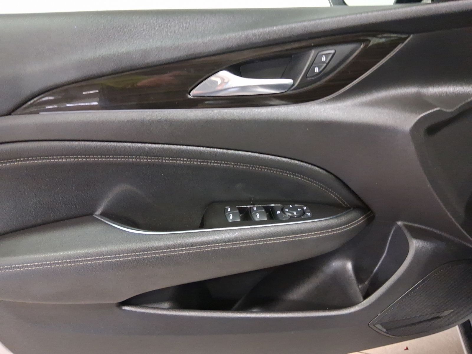 Used Car 2018 Buick Regal  Essence For Sale Under $15,000 In Austin, Texas