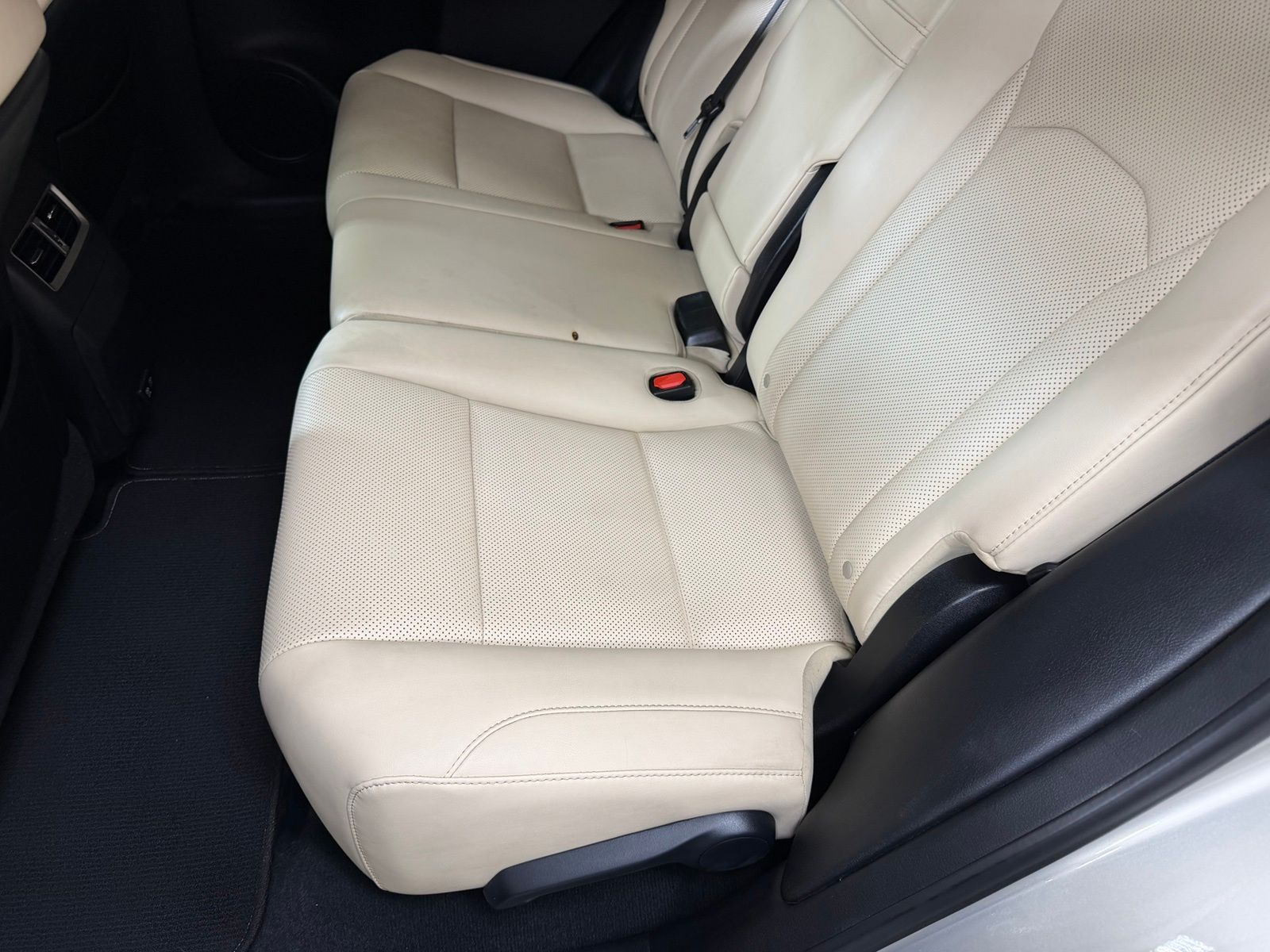 Used 2021 Beige Lexus 350 image 8