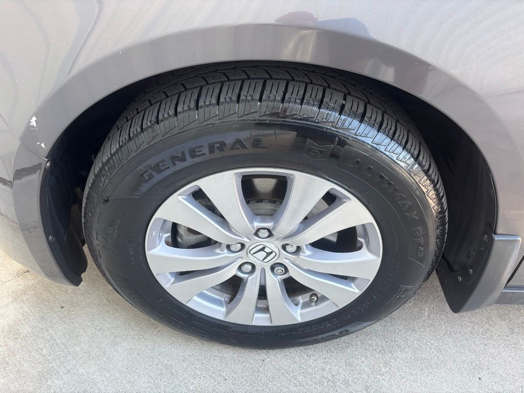 Used Car 2016 Honda Odyssey  Se For Sale Under $20,000 In Austin, Texas