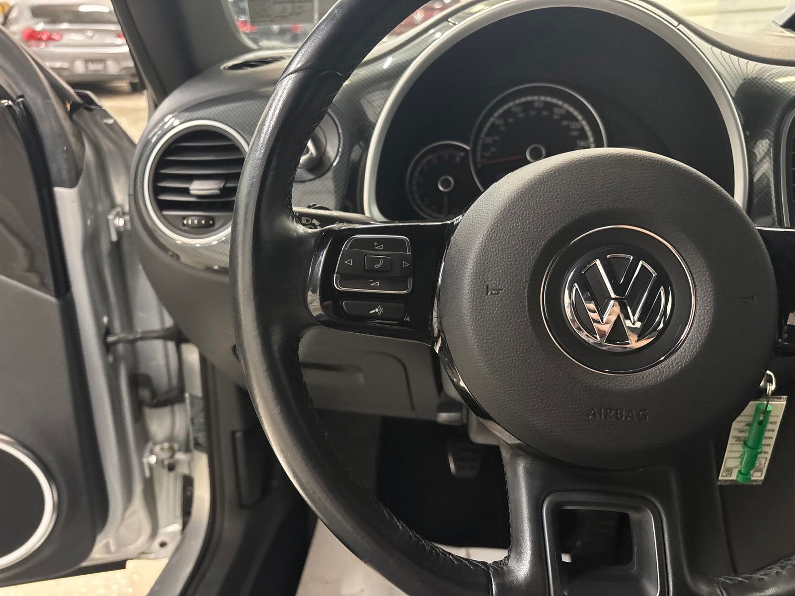 2014 Volkswagen Beetle R-Line - Photo 14