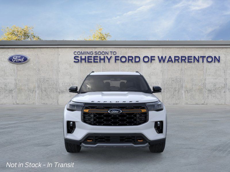New 2026 Space White Metallic Ford Tremor image 2