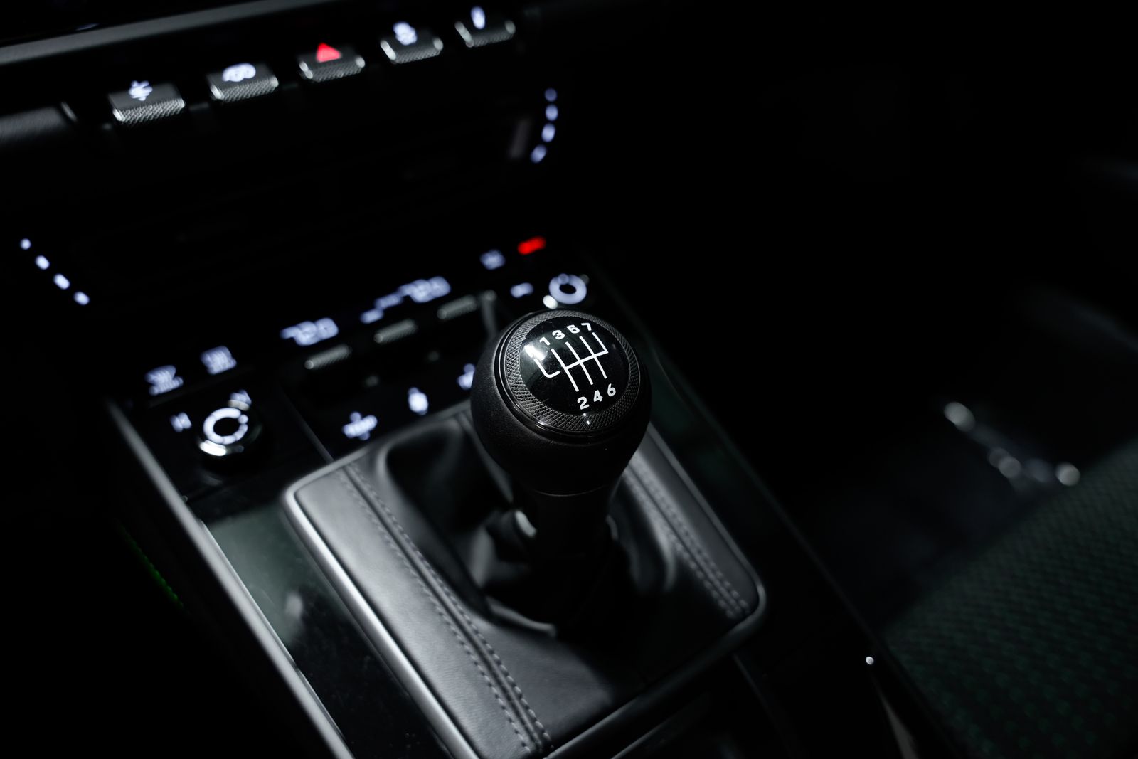 2023 Porsche 911 Carrera T — photo 17