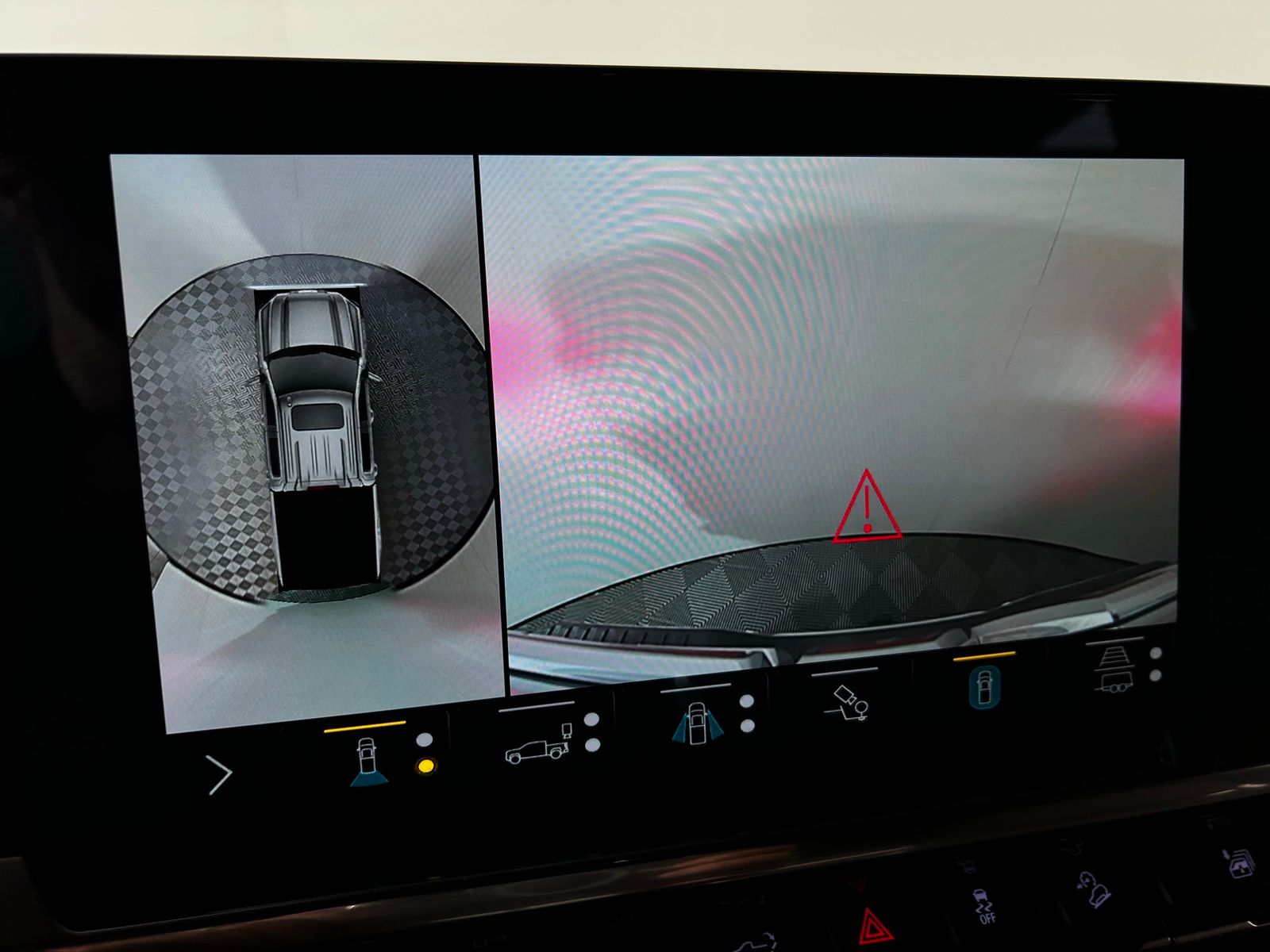 Thumbnail: 2022 GMC Sierra 1500 - 20