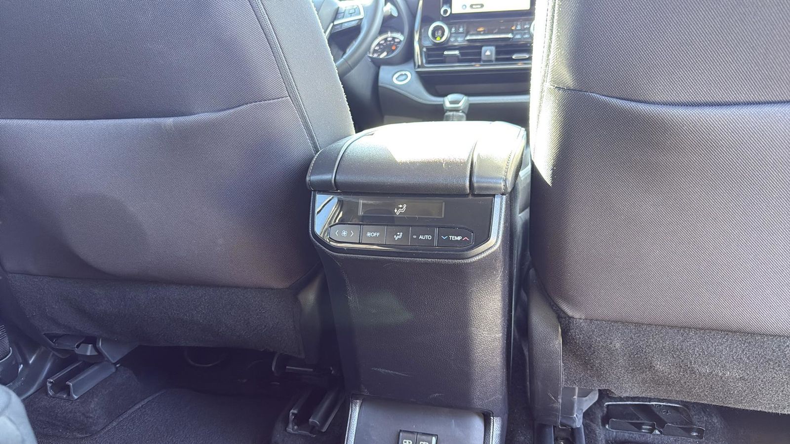 Used Car 2025 Toyota Highlander  Le For Sale Under $40,000 In Austin, Texas